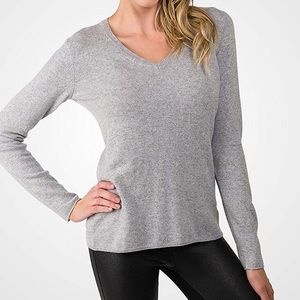 Jennie Liu 100% Cashmere Sweater size small
